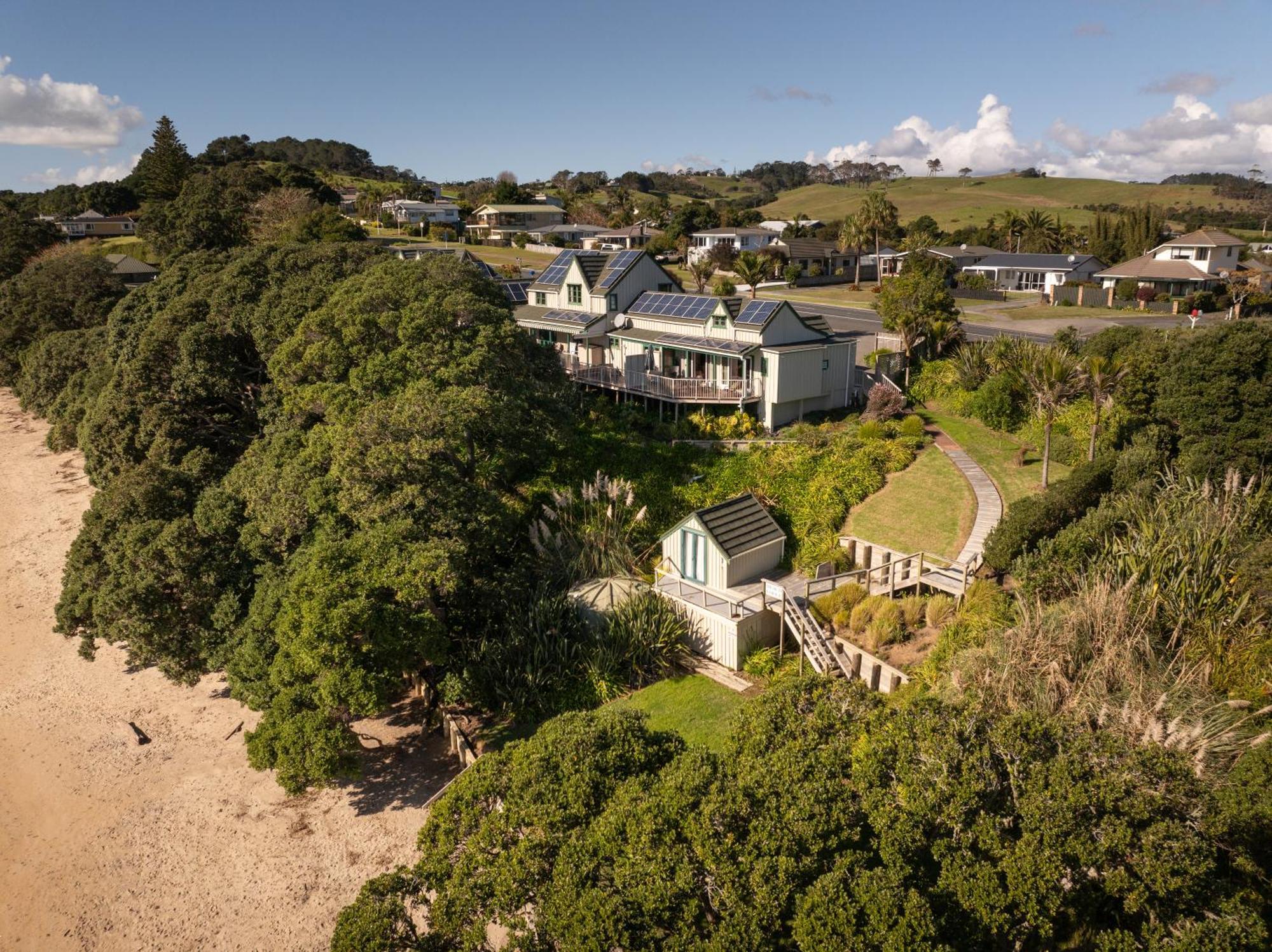 Sunlit Bay Villas Coopers Beach Extérieur photo